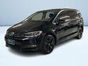 volkswagen-touran-2-0-tdi-executive-dsg