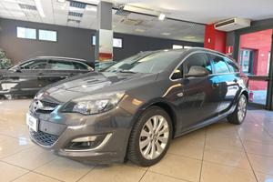 Opel Astra (ADATTA DISABILI)