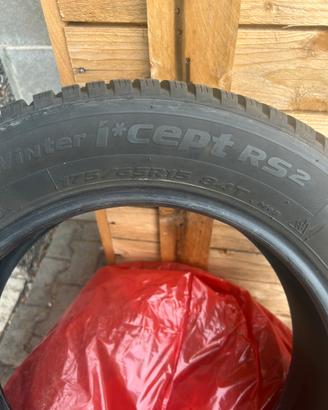 4 pneumatici invernali come Nuovi