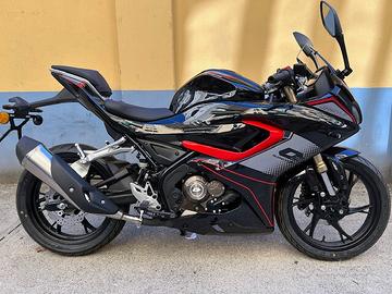 Qj Motor SRK 125R