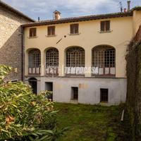 Stabile da ultimare con 8 appartamenti a Fognano,B