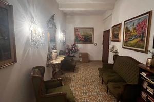 3 camere con spazi in comune 