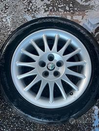 Cerchi in lega Alfa Romeo 147 156 e Gt da 16” + go