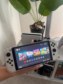 Nintendo switch Oled bianca