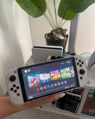 Nintendo switch Oled bianca