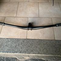 Manubrio ed attacco Specialized Trail