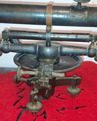 Livella antica da arredamento alto livello