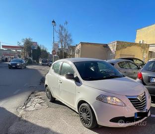 Lancia Ypsilon 1.2 Elefantino Limited Edition 2013