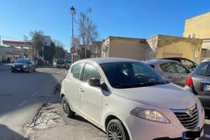 Lancia Ypsilon 1.2 Elefantino Limited Edition 2013