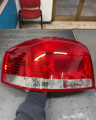 Fanale Posteriore Audi A3 Sx 714028040701 Nuovo