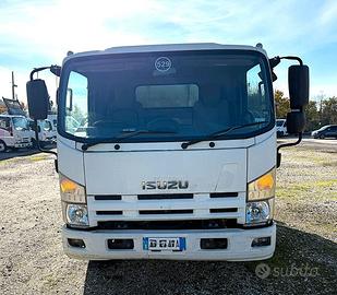 ISUZU P 75 per raccolta rifiuti