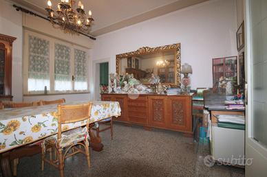 4 LOCALI A PESCARA