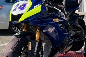 Yamaha r6 2019 non immatricolata