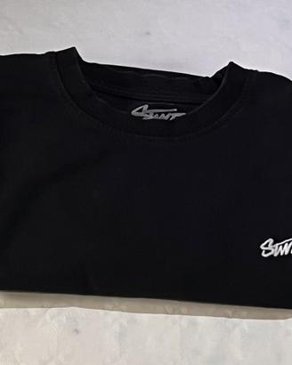 Maglia nera semplice Bershka