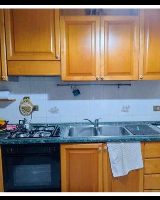 Cucina in vero legno bella CAPIENTE 
