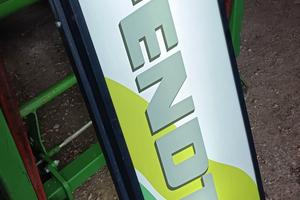 Insegna luminosa FENDT