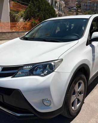 Toyota RAV 4 RAV4 2.0 D-4D 2WD