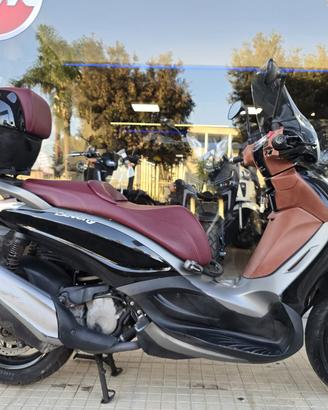 PIAGGIO Beverly 350