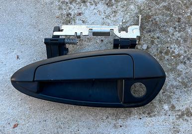 Maniglia anteriore sinistra Fiat Grande Punto/ Evo