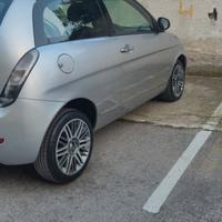 lancia ypsilon 1300