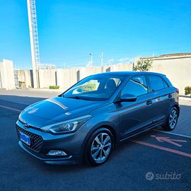 HYUNDAI i20 2ª serie - 2017