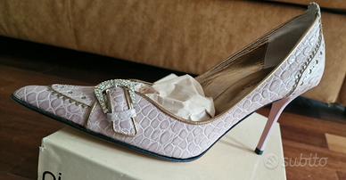 Décolleté Vintage Chic Made in Italy