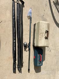 Attrzzatura pesca canne piu cassetta