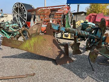 Aratro monovomere singolo Lago da scasso