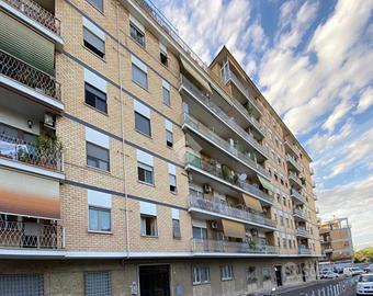 2 LOCALI A ROMA