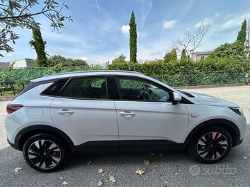 OPEL GRANDLAND X - 2021