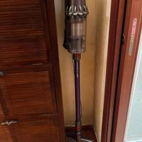 Dyson V11 Animal con batteria da sostituire