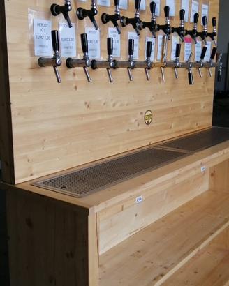 Mobile Spillatura Vini in Abete Completo di Motore