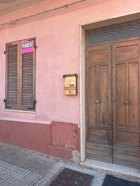 Casa singola con corte indipendente 3 piani