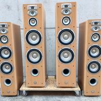 Set diffusori JBL serie L per home cinema. 