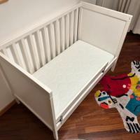 Lettini IKEA SUNDVIK con materasso e sponda