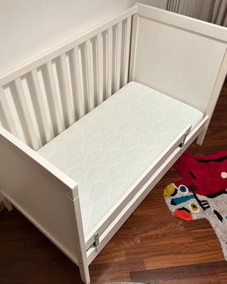 Lettini IKEA SUNDVIK con materasso e sponda