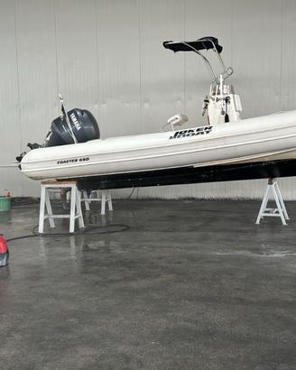 Gommone jokerboat 650 pronto alla boa molto bello
