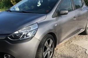 Renault Clio neo patentati 