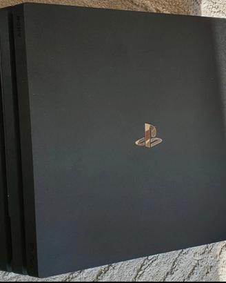 PLAYSTATION 4 PRO