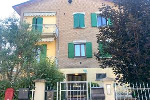 Appartamento di 99 m² con 4 locali e box auto a Qu