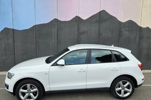 Audi Q5 2.0 TDI 170cv Quattro S Line - UNI PRO