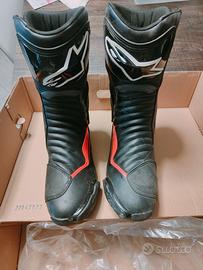 paraschiena e stivali alpinestar 