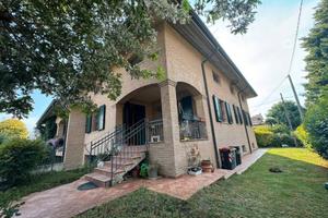 Villa a schiera 5 locali