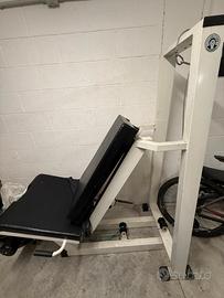 Attrezzatura palestra home gym