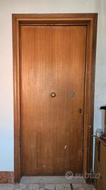 porta blindata con doppia serratura