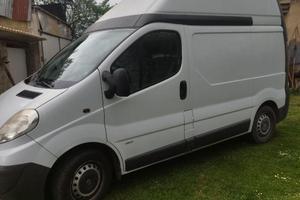 Opel Vivaro 2.5 td
