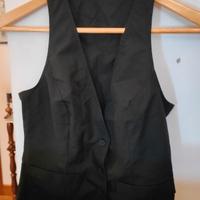 gilet nero cameriere