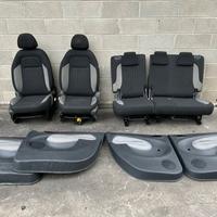 Sedili grigio scuro Citroen C3 picasso 2009