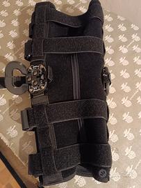 ginocchiera articolata per instabilità legamentosa