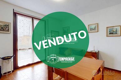 AMPIO E LUMINOSO TRE LOCALI CON GIARDINETTO